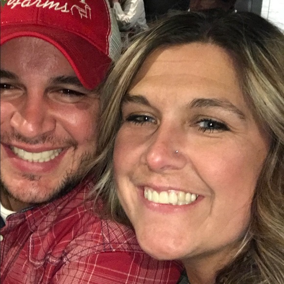 Meet your Posher, Stacy - Picture 1 of 1